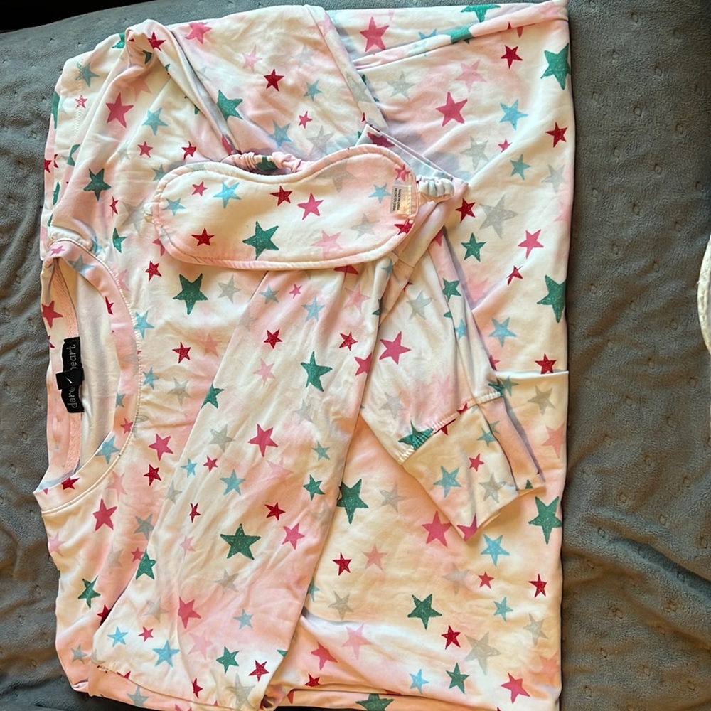 star designed long night gown with matching sleeping mask